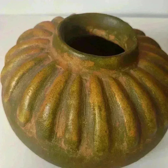 Decorative pottery vase - Picture 4 of 6